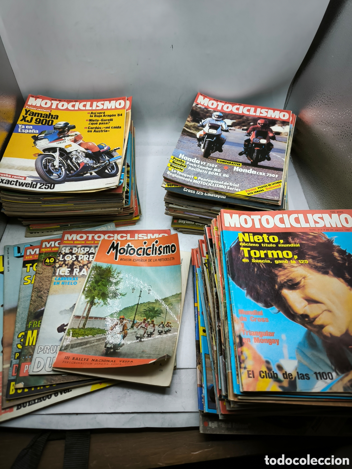 Sports collectibles: 140 Revistas Motociclismo 1975-1991