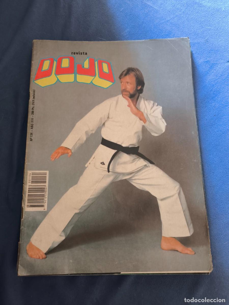 Collectionnisme sportif: REVISTA DE ARTES MARCIALES DOJO N&ordm; 134 - CHUCK NORRIS - LLEVA POSTER