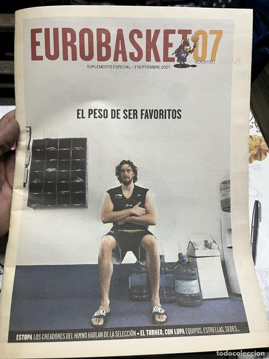 Coleccionismo deportivo: REVISTA SUPLEMENTO ESPECIAL VOCENTO GUIA EUROBASKET 07 EL PESO DE SER FAVORITOS ESPA&Ntilde;A PAU GASOL