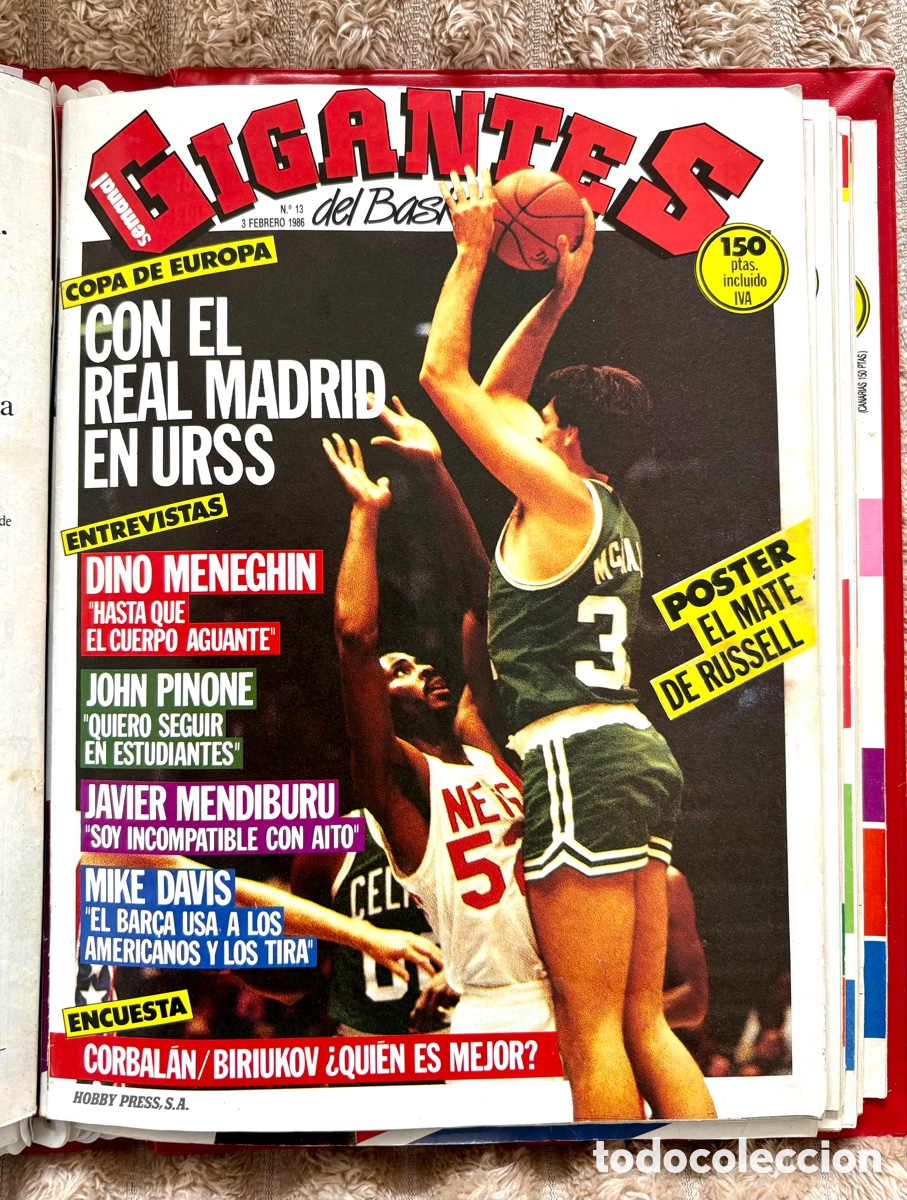 Coleccionismo deportivo: Revista Gigantes del Basket N&ordm; 13 (1986) - Estado Impecable (Con P&oacute;ster de David Russell)