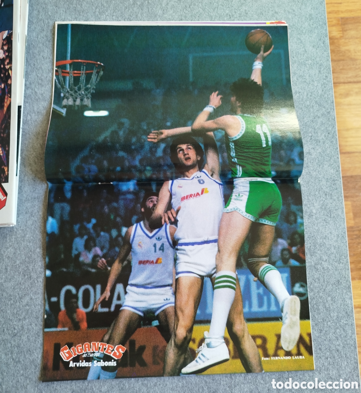 Coleccionismo deportivo: 1986 REVISTA GIGANTES DEL BASKET POSTER SABONIS # 20 BALONCESTO