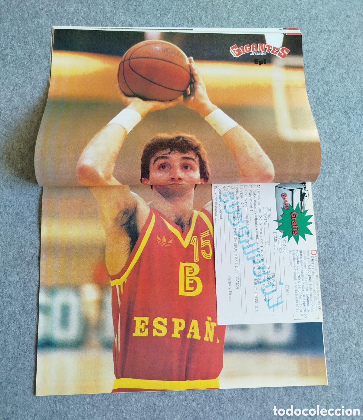 Sports collectibles: #35 - 1986 REVISTA GIGANTES BASKET POSTER EPI CON CUP&Oacute;N SUSCRIPCI&Oacute;N ESPECIAL MUNDOBASKET PETROVIC