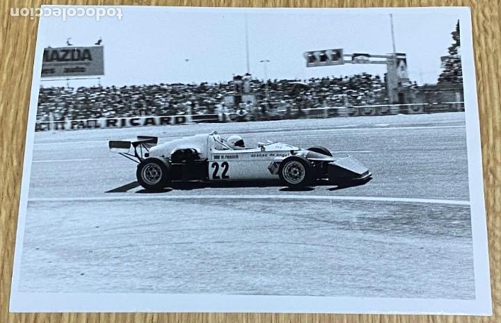 Coches: FOTOGRAFIA DE ARTEMIO ROSICH, CORREDOR AUTOMOVILISTA ESPA&Ntilde;OL 1976, MIDE 18 X 13 CMS. FOTO DE PRENSA