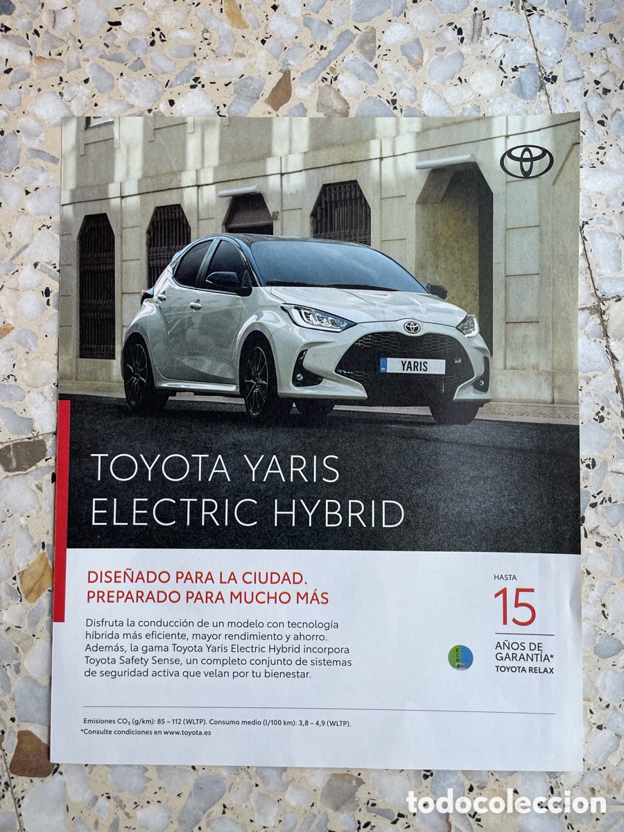 Coches: Publicidad Toyota Yaris / Hoja de revista