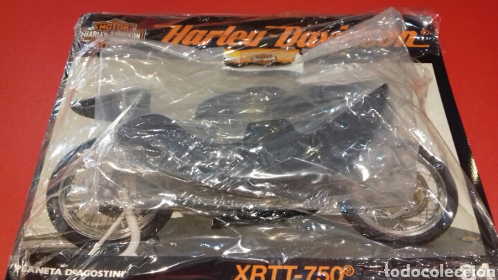 Coches y motocicletas: Fasciculo Harley-Davidson 84 + pieza - Foto 1