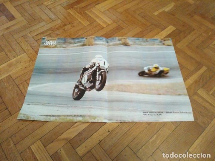Automobili e Motociclette: POSTER REVISTA SOLO MOTO ACTUAL A&Ntilde;O 1978. STEVE BAKER . YAMAHA Y KENNY ROBERTS. MEDIDAS 45X30 APROX.