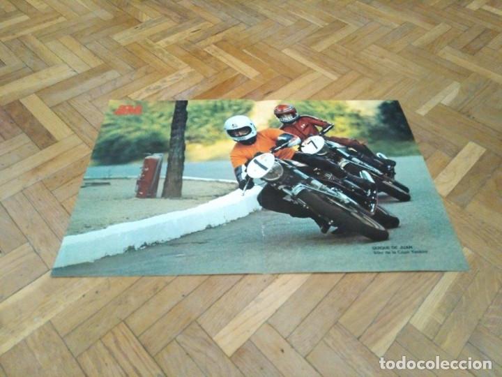 Automobili e Motociclette: POSTER REVISTA SOLO MOTO ACTUAL A&Ntilde;O 1977. QUIQUE DE JUAN. LIDER DE LA COPA YANKEE.