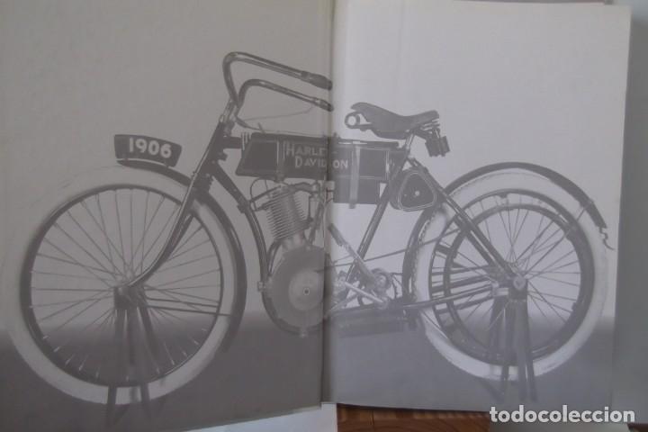 Coches y motocicletas: &iexcl;&iexcl; HARLEY - DAVIDSON !! UN ESTILO DE VIDA. Y &iexcl; HARLEY -DAVIDSON ! 2 LIBROS. - Foto 10