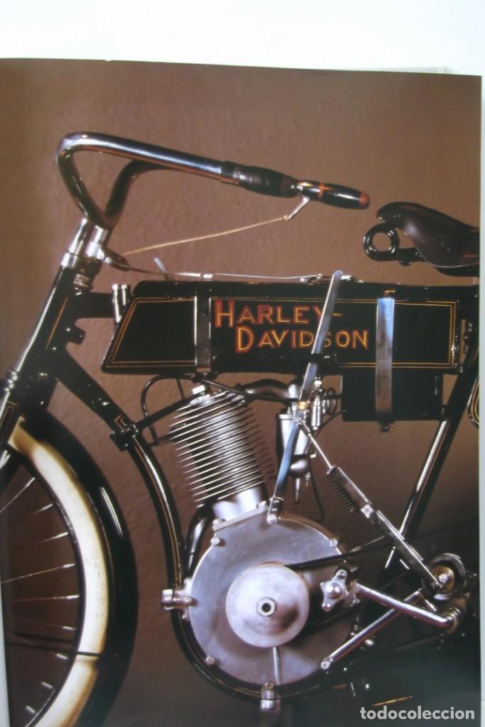 Coches y motocicletas: &iexcl;&iexcl; HARLEY - DAVIDSON !! UN ESTILO DE VIDA. Y &iexcl; HARLEY -DAVIDSON ! 2 LIBROS. - Foto 18