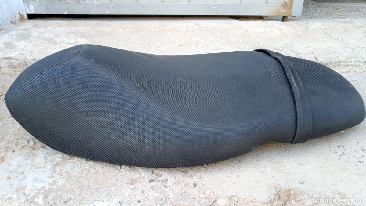 Coches y motocicletas: Asiento moto. Piaggio? - Foto 7