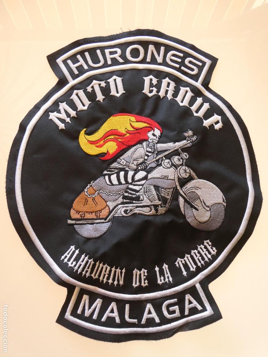 Coches y motocicletas: GRAN PARCHE CHUPITA MOTEROS MOTO GROUP HURONES ALHAUR&Iacute;N DE LA TORRE M&Aacute;LAGA. 32CM