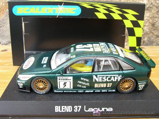 scalextric renault laguna