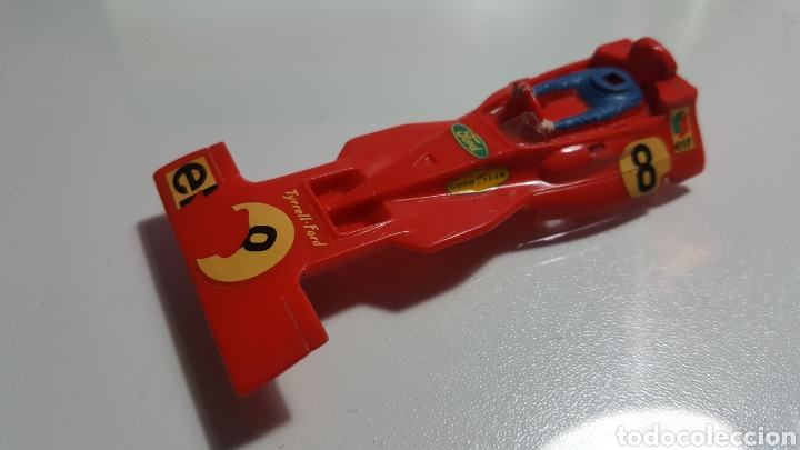 Scalextric: Carrocer&iacute;a Tyrrell Ford rojo - Foto 1