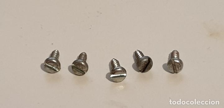 Scalextric: 5 TORNILLOS CORTOS PLANOS DE EXIN - Foto 2