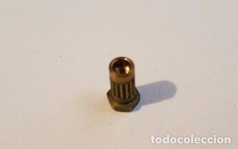 Scalextric: HEMBRA TORNILLO DE LA GUIA DE SCALEXTRIC EXIN - Foto 2