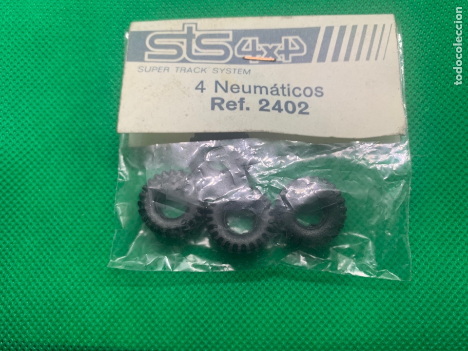 Scalextric: Sts 4x4 blister SUPER TRACK SYSTEM 4 Neum&aacute;ticos Ref. 2402 - Foto 2