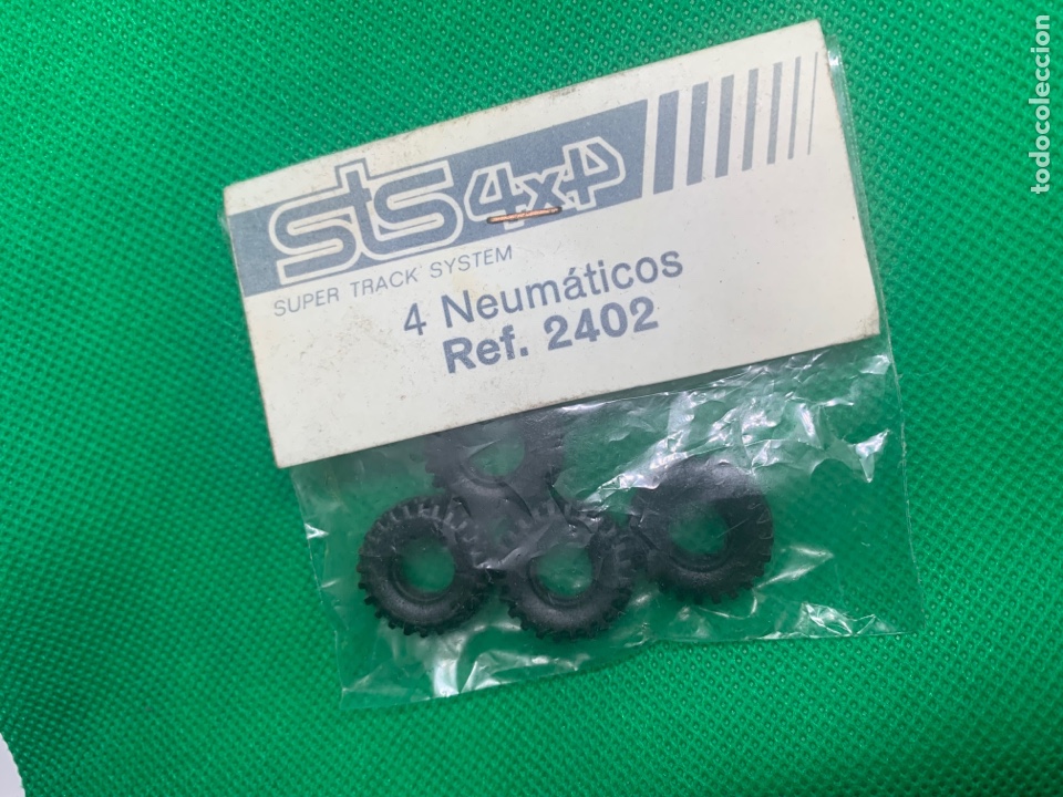 Scalextric: Sts 4x4 blister SUPER TRACK SYSTEM 4 Neum&aacute;ticos Ref. 2402 - Foto 1