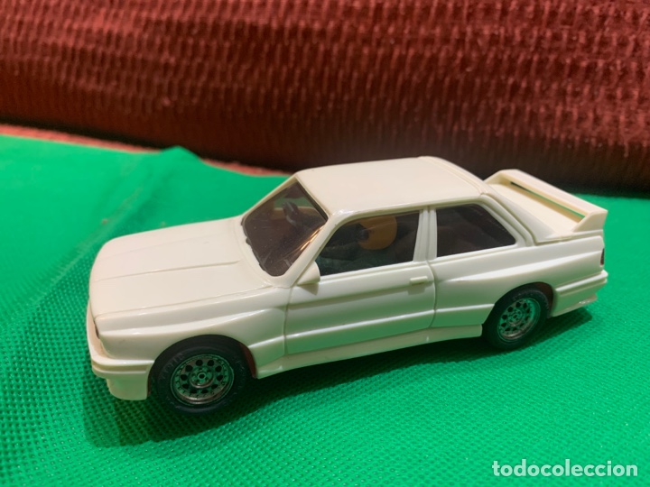 Scalextric: Bmw m3 blanco chasis rosa scalextric EXIN - Foto 2