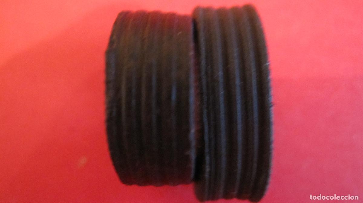Scalextric: SCALEXTRIC : 2 NEUMATICOS RAYADOS 19 X 7 APROX - Foto 2