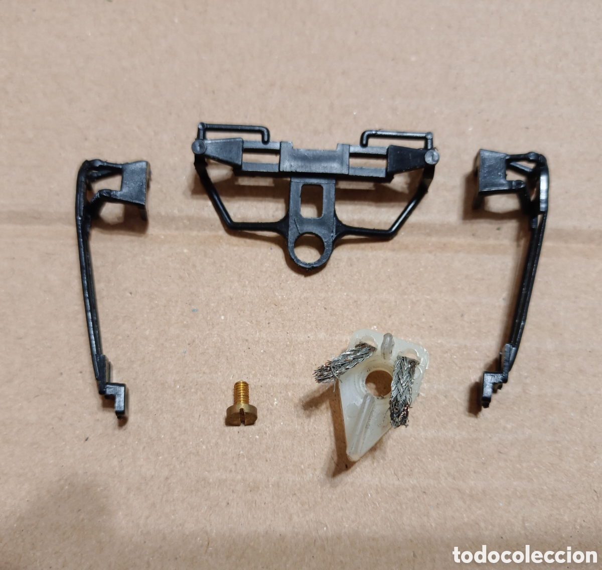Scalextric: Suspensiones y guia + tornillo scalextric exin - Foto 2