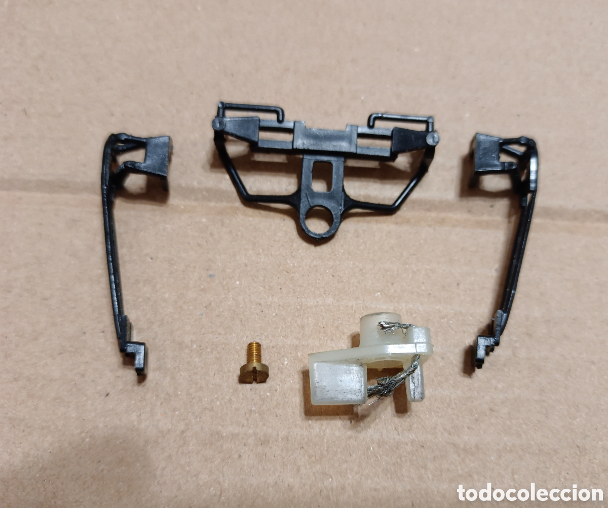 Scalextric: Suspensiones y guia + tornillo scalextric exin - Foto 1