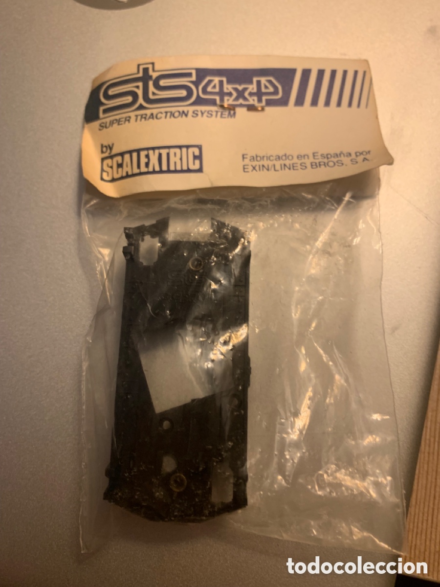 Scalextric: SUPER TRACTION SYSTEM Chasis Ref. 2404 - Foto 1