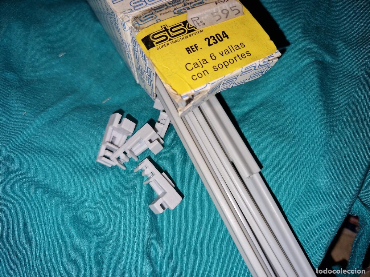 Scalextric: Scalextric caja vallas con soporte ref 2304 - Foto 1