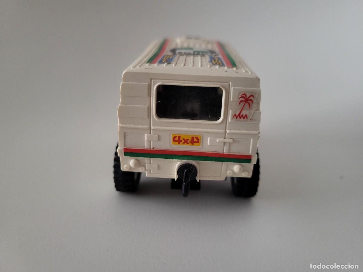 Scalextric: SCALEXTRIC STS 4X4 PINZGAUER BLANCO - Foto 3