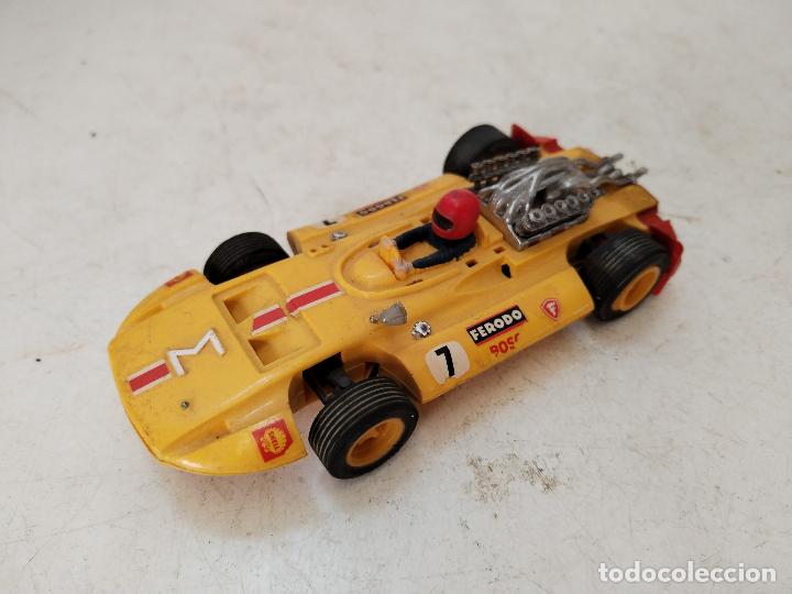 Scalextric: mu&ntilde;eca manual con vestido de servilletas - Foto 2