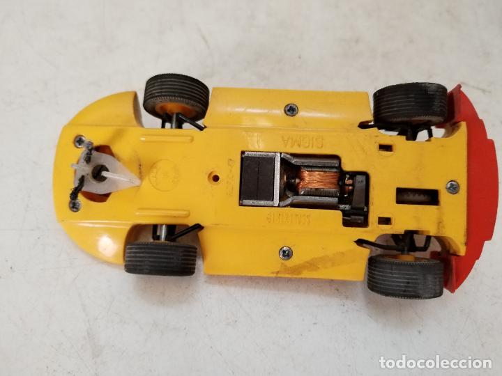 Scalextric: mu&ntilde;eca manual con vestido de servilletas - Foto 4