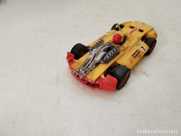 Scalextric: mu&ntilde;eca manual con vestido de servilletas - Foto 5