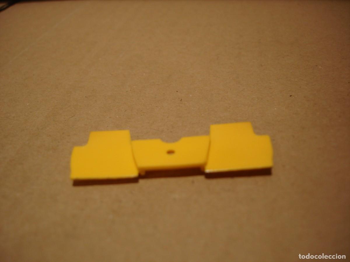 Scalextric: EXIN BRABHAM ALERON DELANTERO AMARILLO - Foto 2