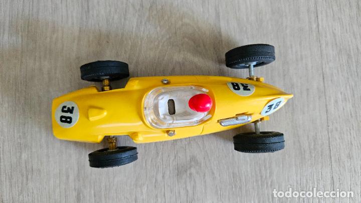Scalextric: COOPER AMARILLO DOBLE GUIA DE SCALEXTRIC EXIN - Foto 5
