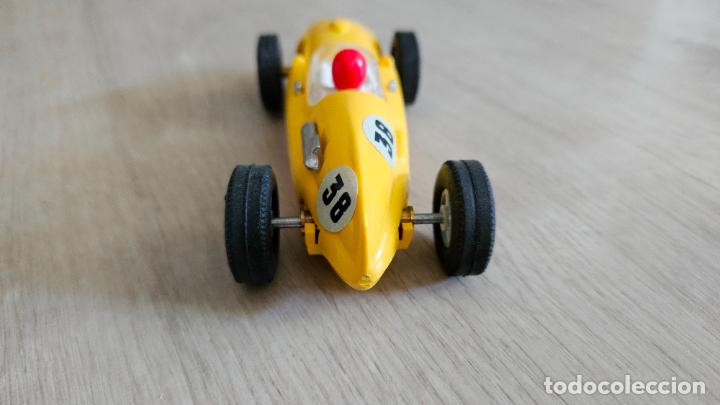Scalextric: COOPER AMARILLO DOBLE GUIA DE SCALEXTRIC EXIN - Foto 6