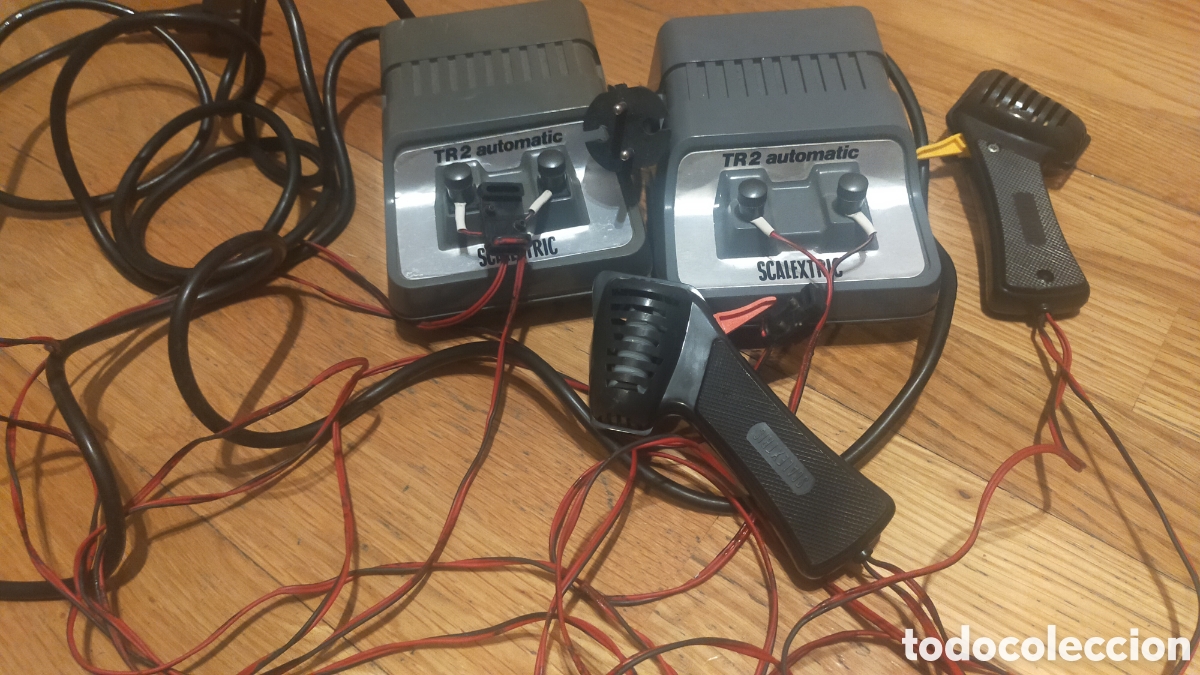 Scalextric: Dos transformadores TR2 automatic + 2 mandos Scalextric - Foto 1