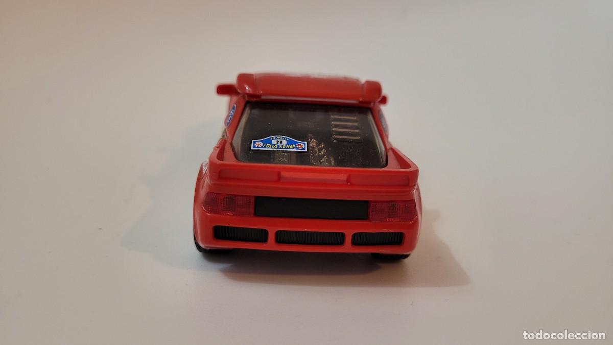 Scalextric: EXIN FORD RS 200 ROJO CON LUCES - Foto 4
