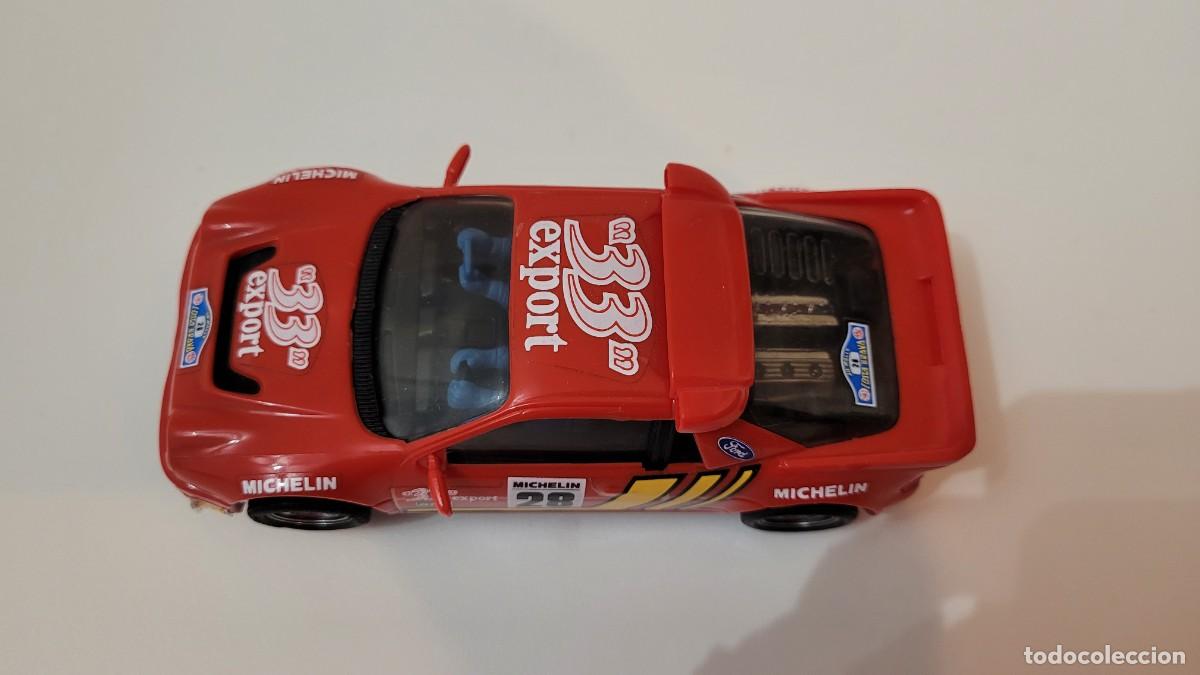 Scalextric: EXIN FORD RS 200 ROJO CON LUCES - Foto 5
