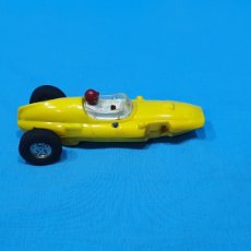 Scalextric: CHASIS • SCALEXTRIC • TRIANG • COOPER AMARILLO LIMON..?