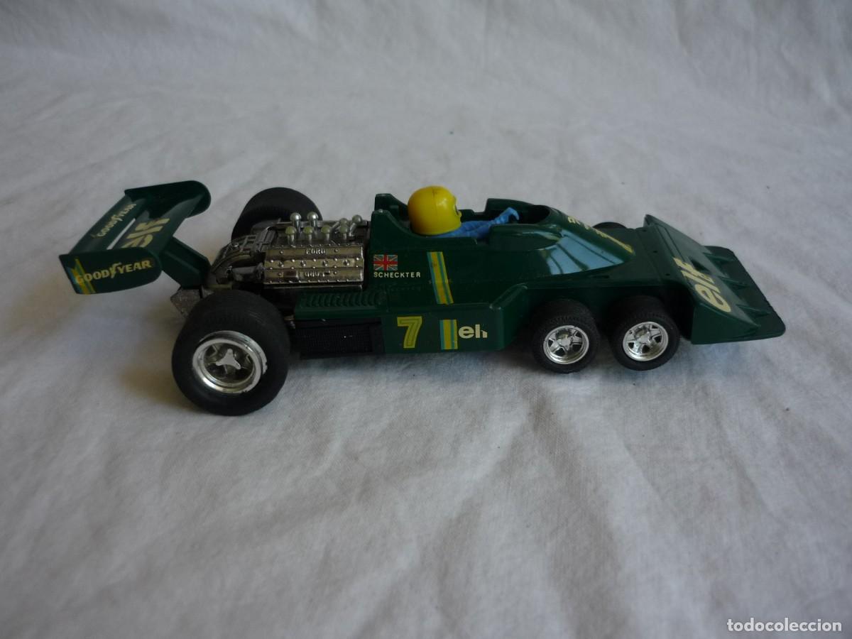 Scalextric: Coche scalextric Tyrrell P-34 verde - Foto 4