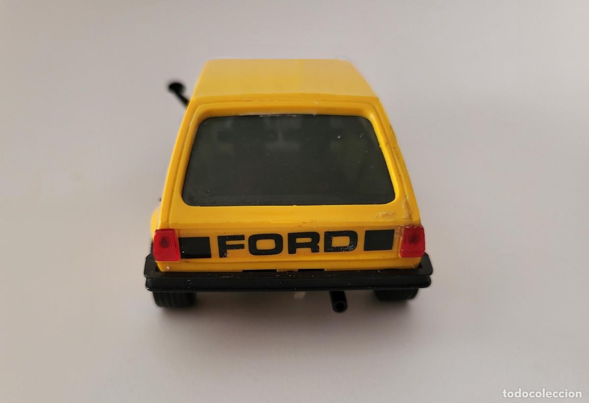 Scalextric: EXIN FORD FIESTA AMARILLO - Foto 3