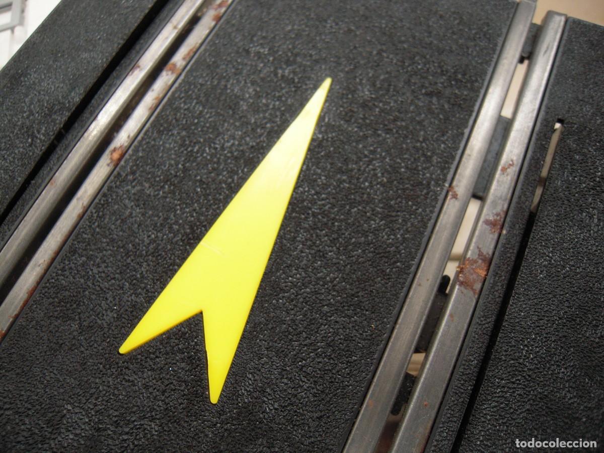 Scalextric: scalextric cuenta vueltas con caja - Foto 3