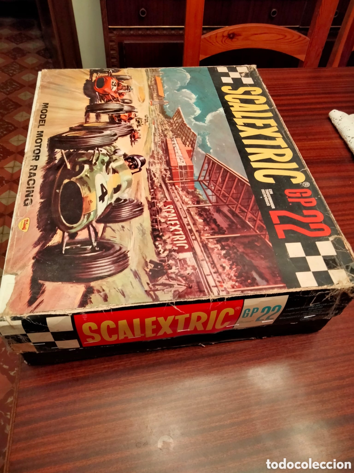 Scalextric: Caja con coches Scalextric gp-22 - Foto 1