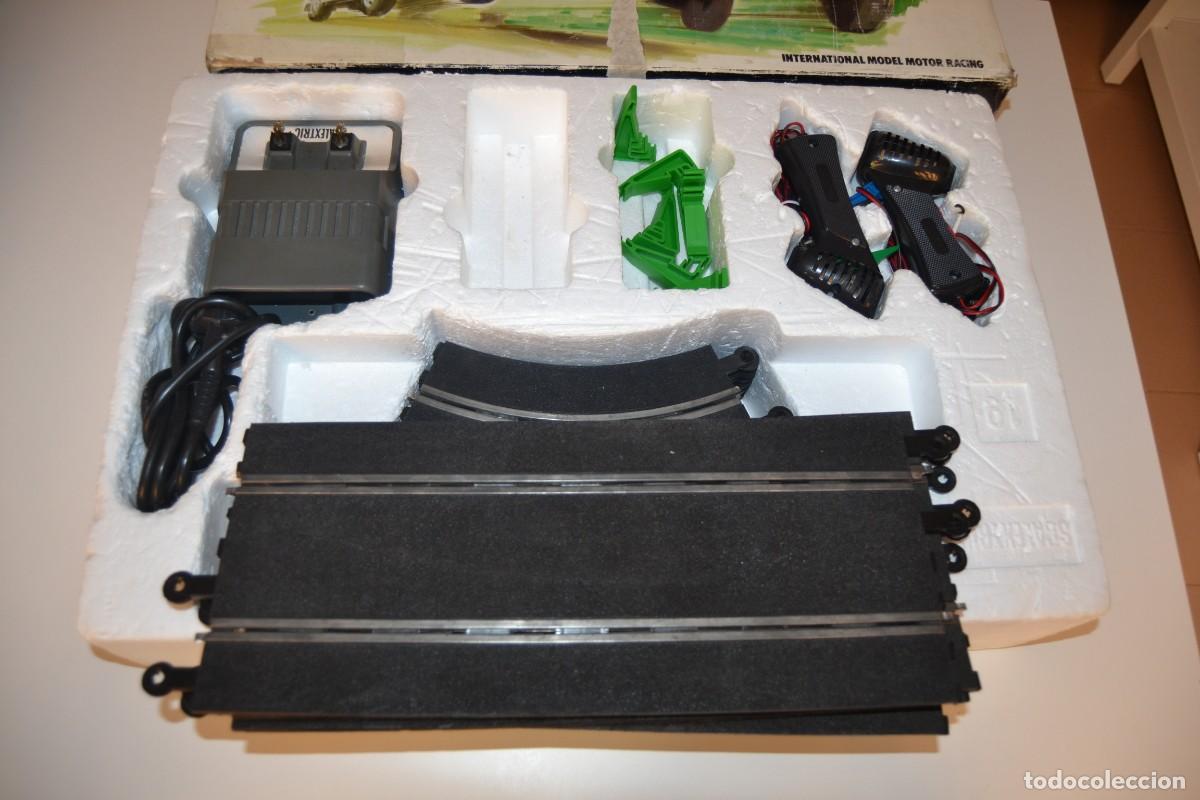 Scalextric: Scalextric RC.19 caja sin coches - Foto 4