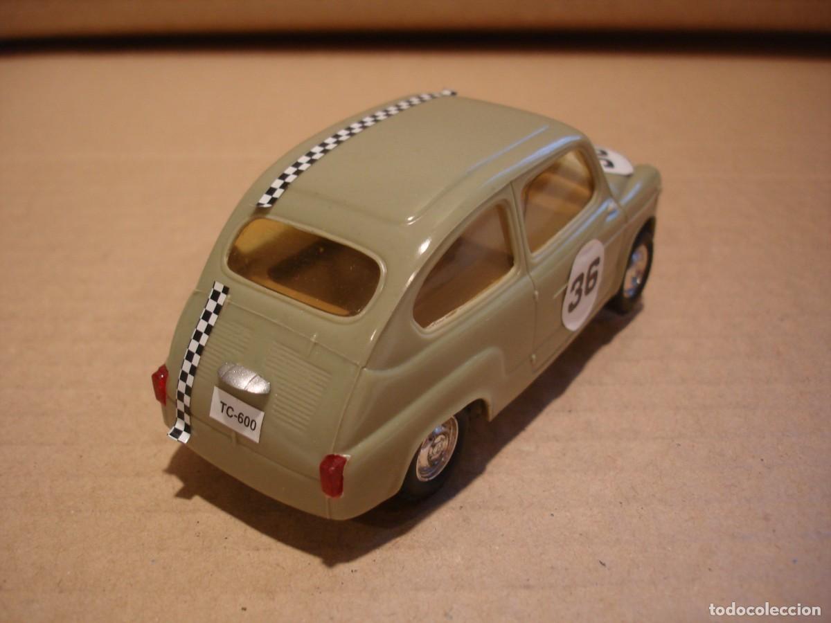 Scalextric: EXIN SEAT 600 DE RESINA REF- CF-TC - Foto 4