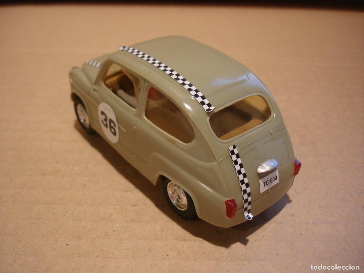 Scalextric: EXIN SEAT 600 DE RESINA REF- CF-TC - Foto 5