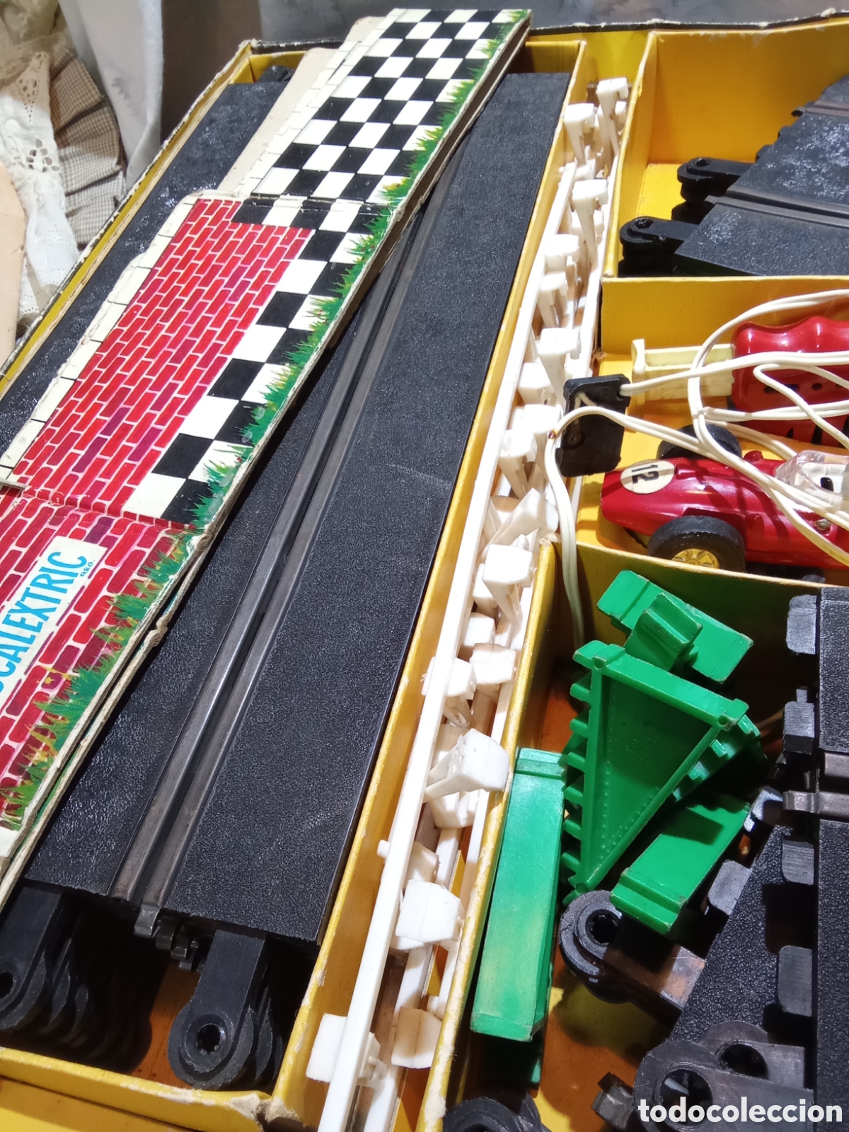 Scalextric: SCALEXTRIC MODELO GP3 DE TRIANG CON 2 COOPER Y DOCUMENTACION - Foto 7