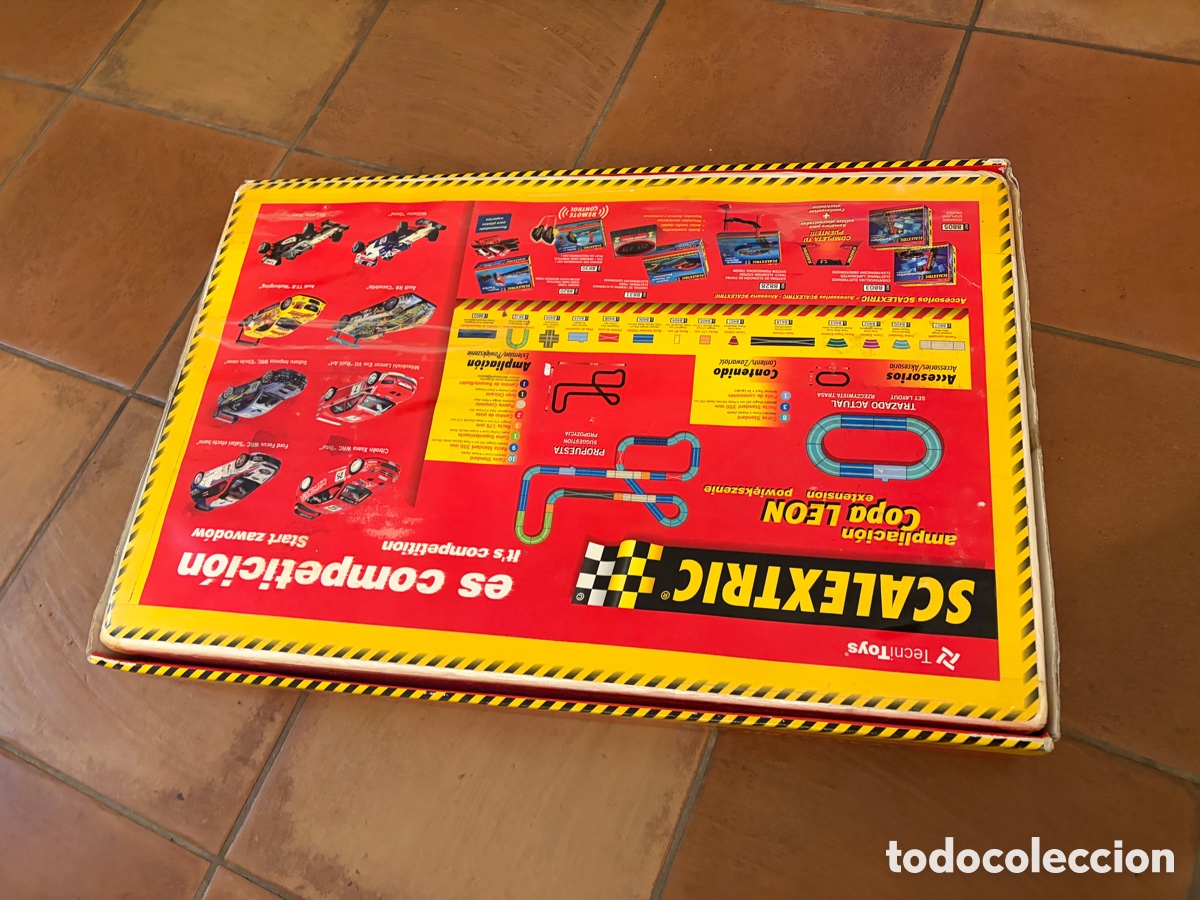 Scalextric: Caja completa Scalextric copa leon 2 coches - Foto 13