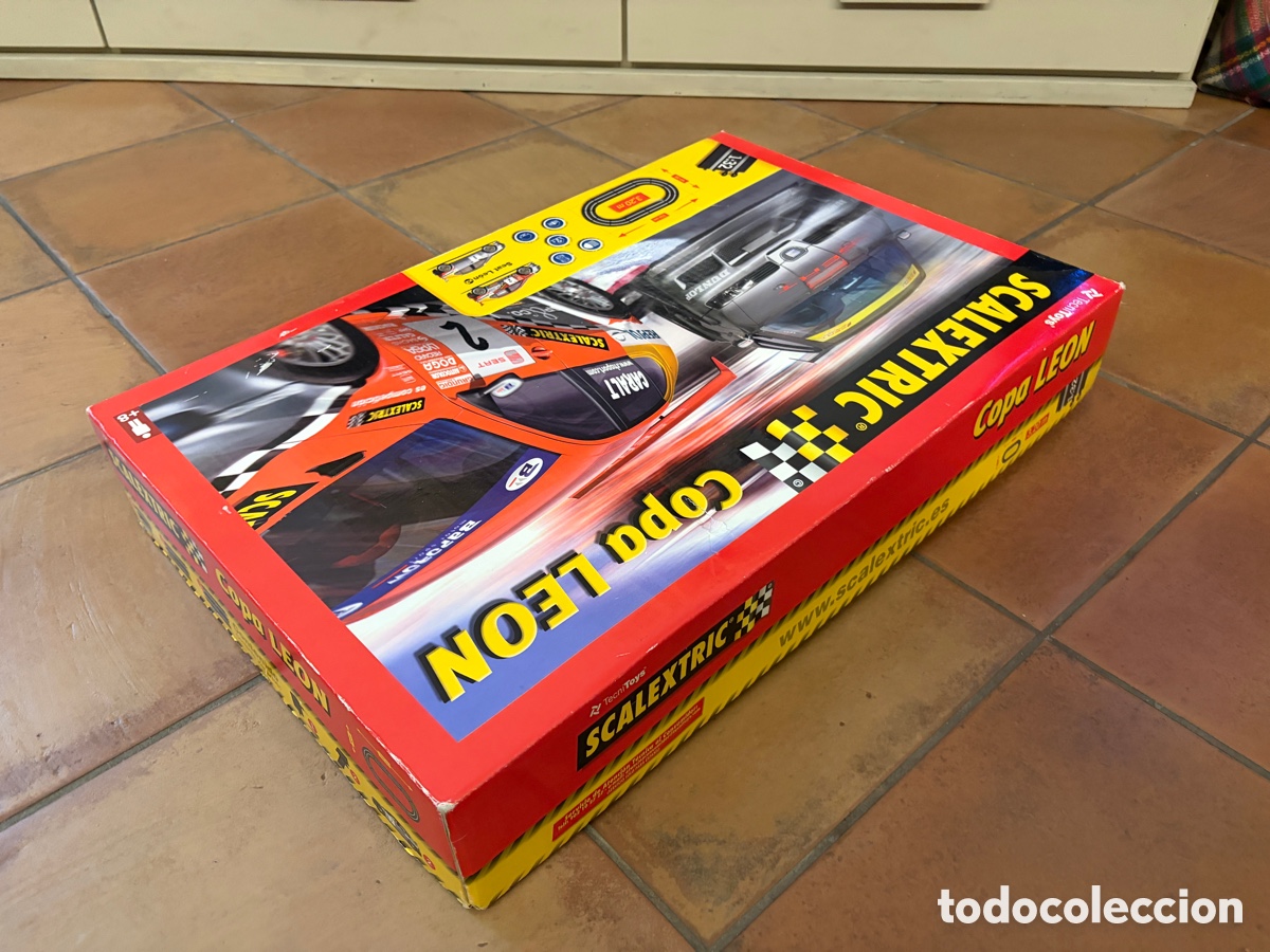 Scalextric: Caja completa Scalextric copa leon 2 coches - Foto 14