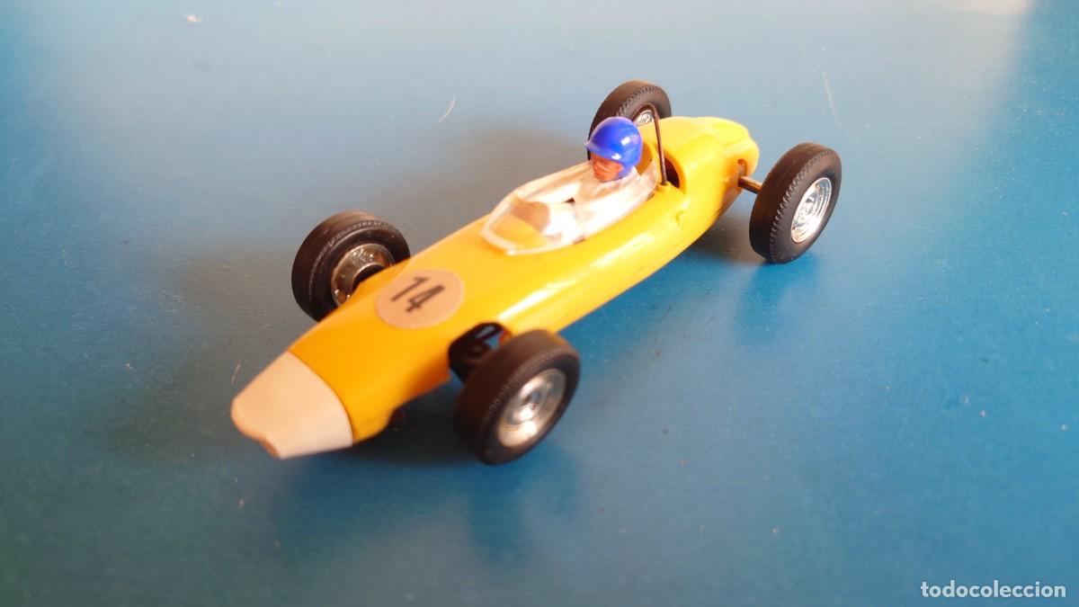 Scalextric: BRM C72 FORMULA JUNIOR SCALEXTRIC TRI-ANG UK - Foto 1