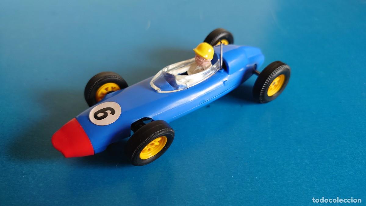 Scalextric: BRM C72 FORMULA JUNIOR SCALEXTRIC TRI-ANG UK